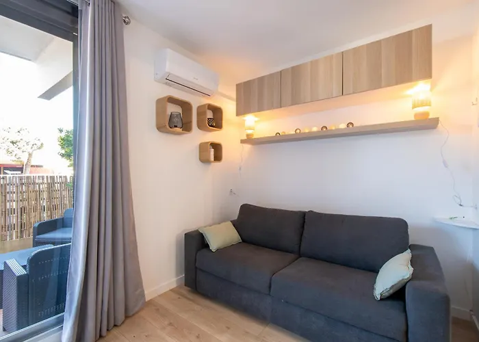 Apartamento Le Cabestan Terrasse Parking Proche De La Et De La Marina De Port Camargue Le Grau-du-Roi